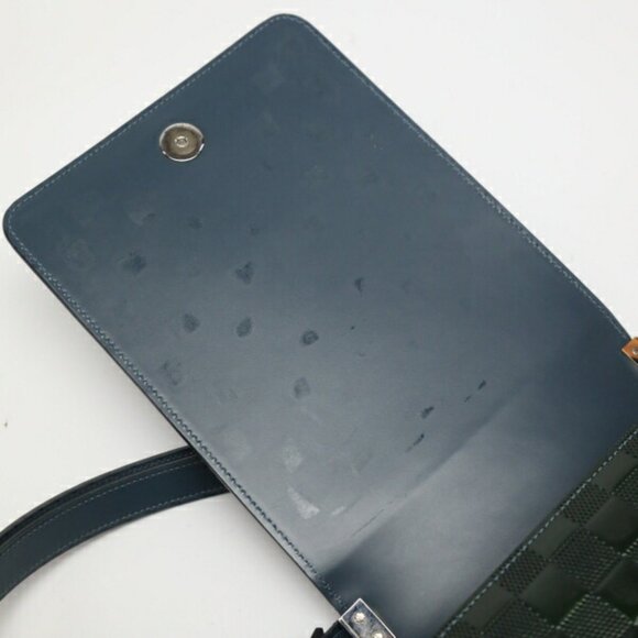 LOUIS VUITTON Green Damier Shoulder Bag - Picture 7 of 10